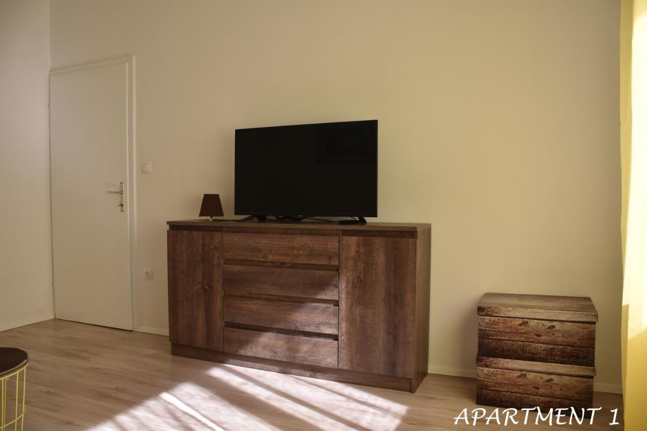 Apartments Luka โตรกีร์ ภายนอก รูปภาพ